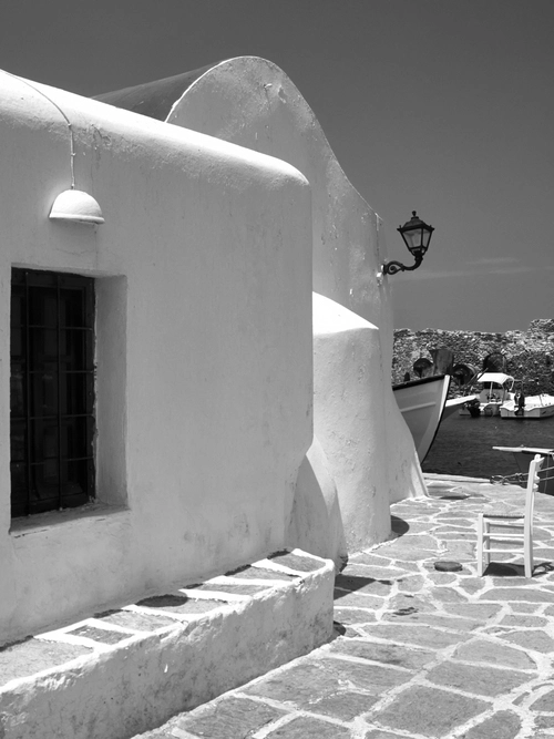 Church in the harbour of Naoussa